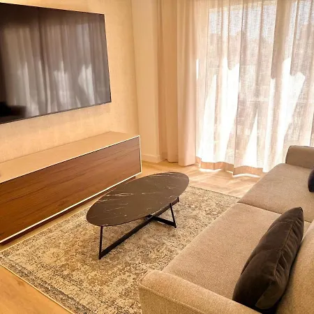 Mtr - 603 Temporary Rent 3 Bed Gym & Pool Area Apartman Marbella