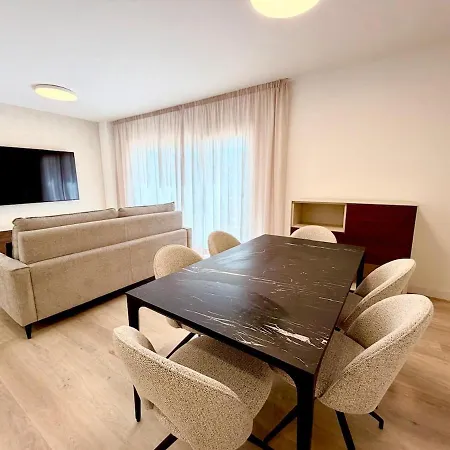 Mtr - 603 Temporary Rent 3 Bed Gym & Pool Area Marbella